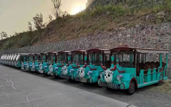 河南·寶泉景區20輛電動觀光車案例圖片